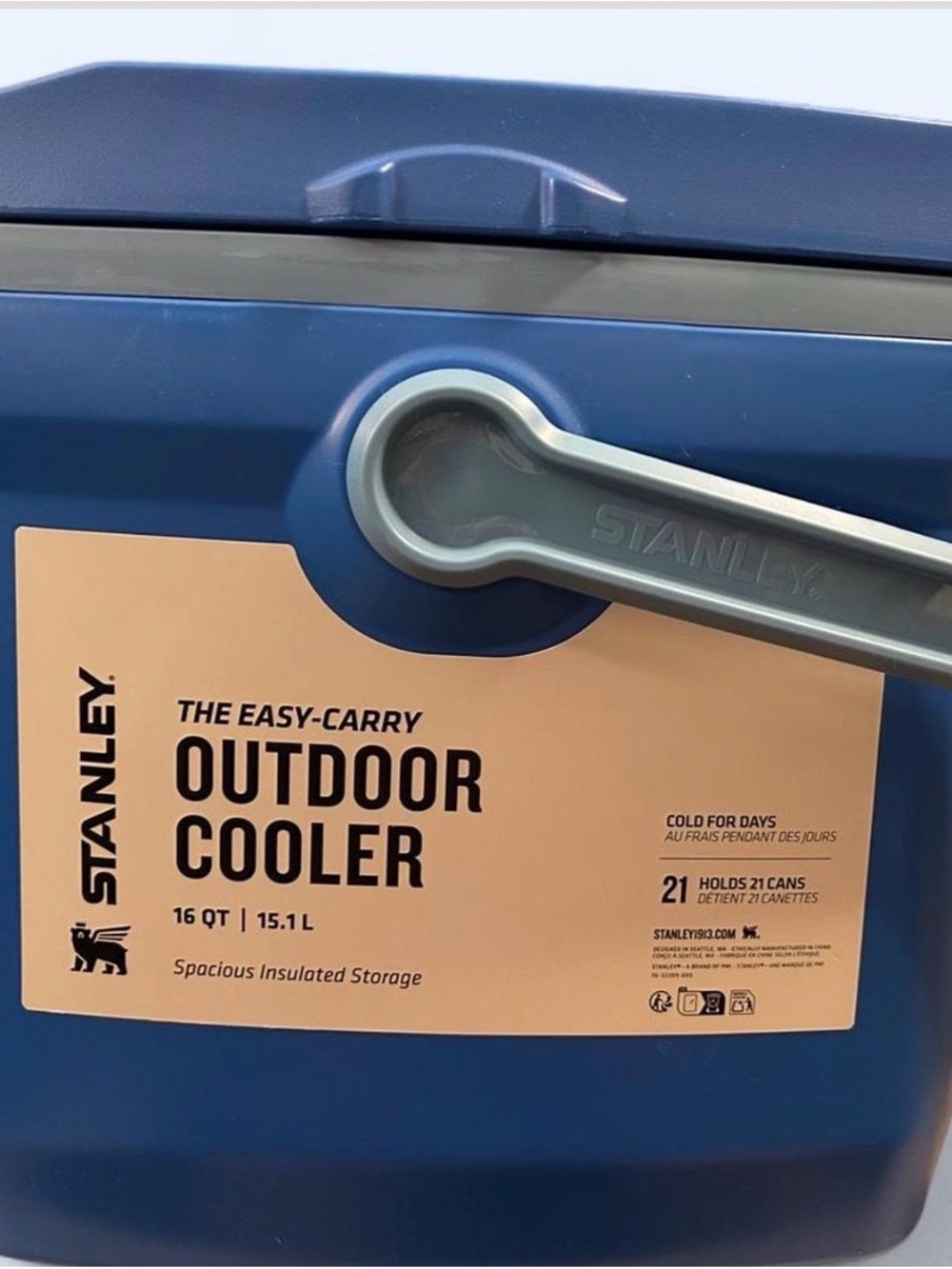 Stanley Easy-Carry Outdoor Cooler, 15QT./15.1L. NEW with tags. - Picture 2 of 5